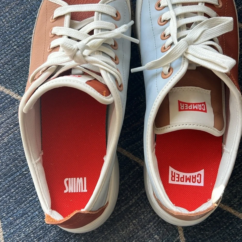 Camper Runner Up Twins 41 - Picture 2 of 10